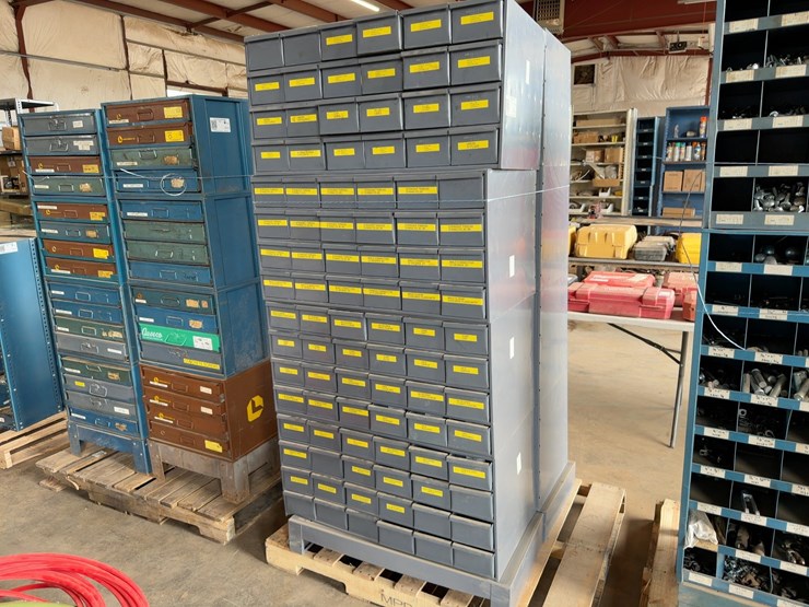 quantity-of-hardware-and-supplies-drawers-image-1