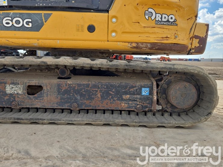 deere-60g-image-11