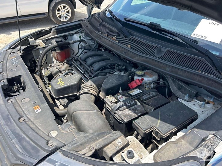 2018-ford-explorer-image-8