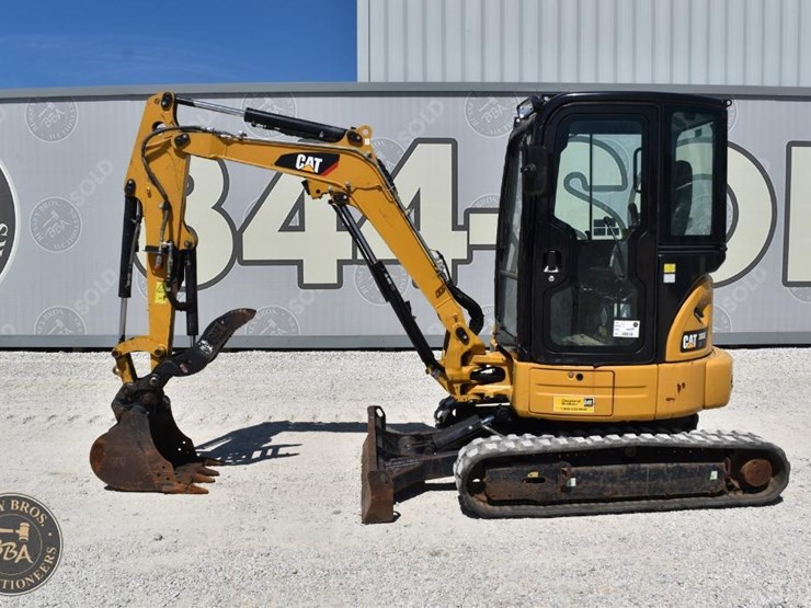 2019-caterpillar-303e-cr-image-3