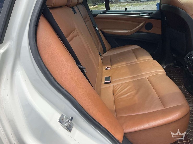 2009-bmw-x5-image-27