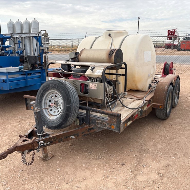 14’ x 6.5’ T/A BUMPER PULL PRESSURE WASH TRAILER