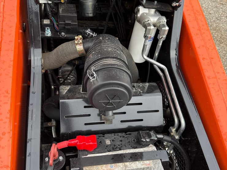 #756-•-2026-derette-v1000-stand-on-skid-steer-loader-image-8