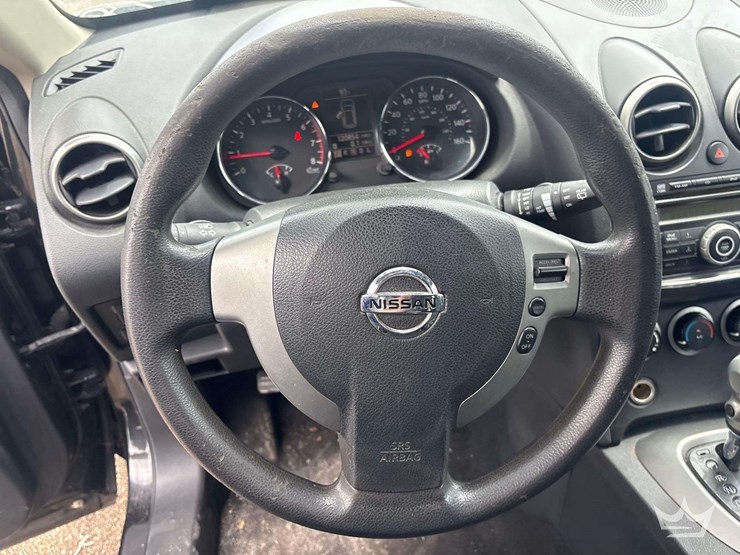 2013-nissan-rogue-image-14