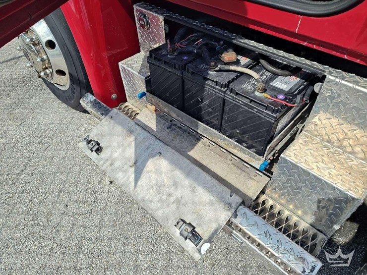 2011-international-durastar-4300-image-42