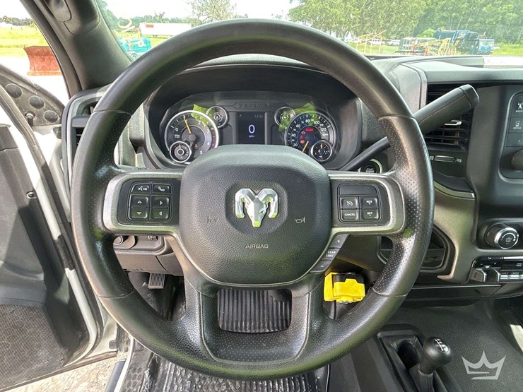 2021-ram-5500-4x4-s/a-landscape-dump-truck-image-20