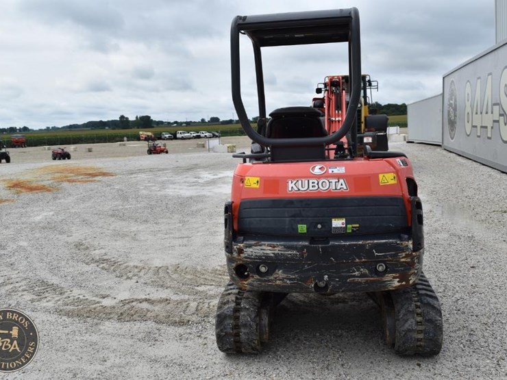 2020-kubota-kx71-3-image-11