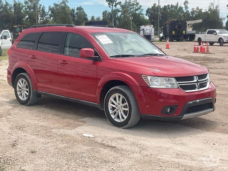 2015-dodge-journey-image-2