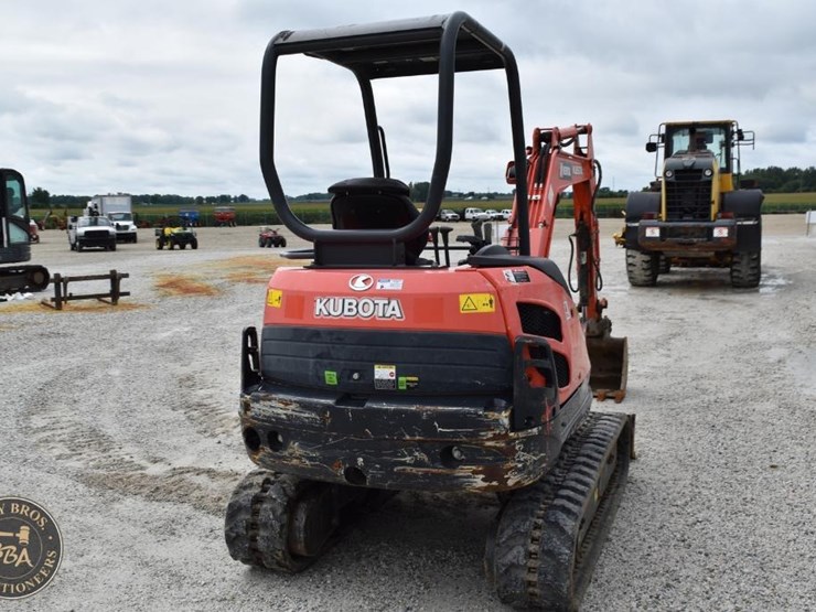 2020-kubota-kx71-3-image-13