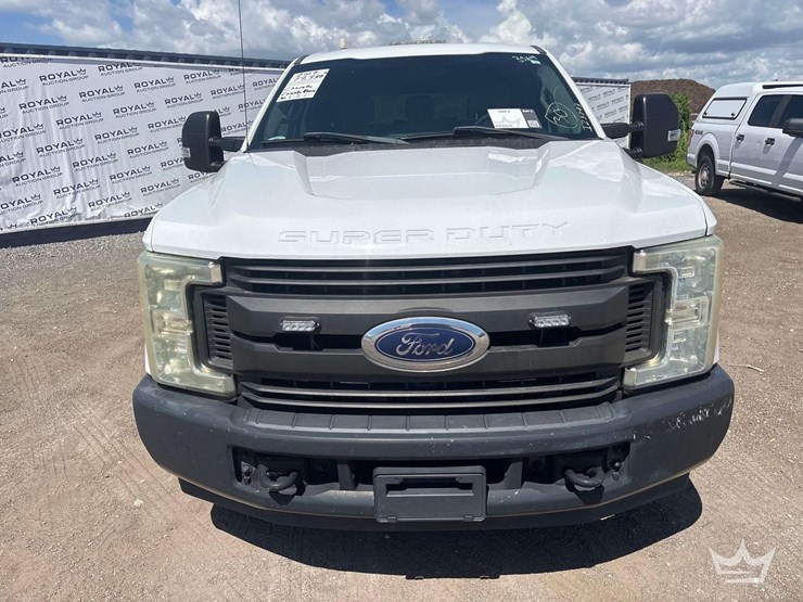 2017-ford-f250-image-23