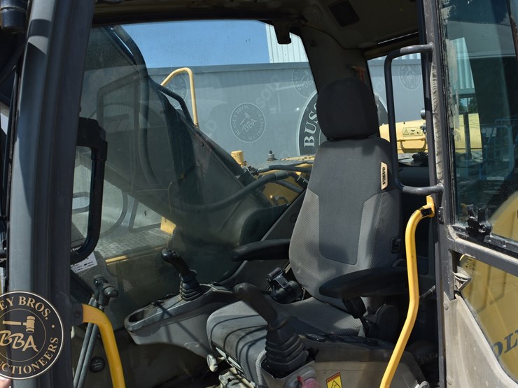 2008-volvo-ec240cl-image-82