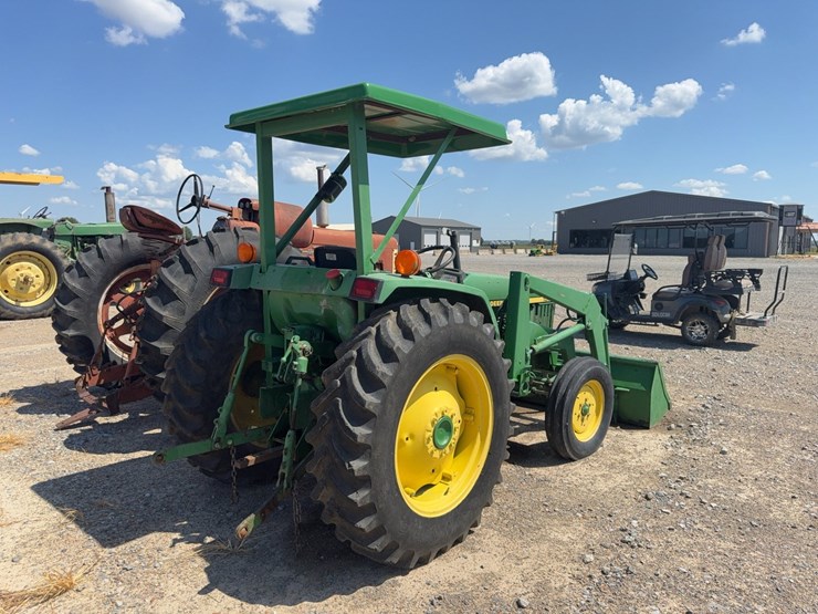 1992-john-deere-1070-image-3