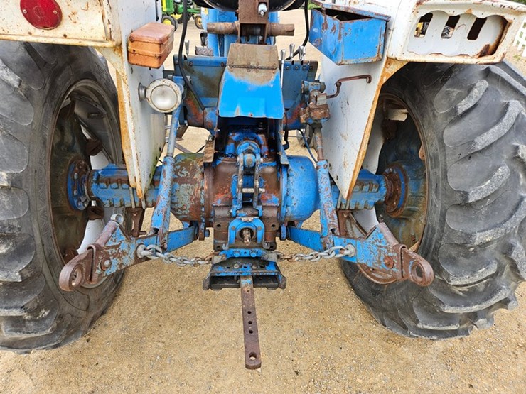 ford-5000-image-17