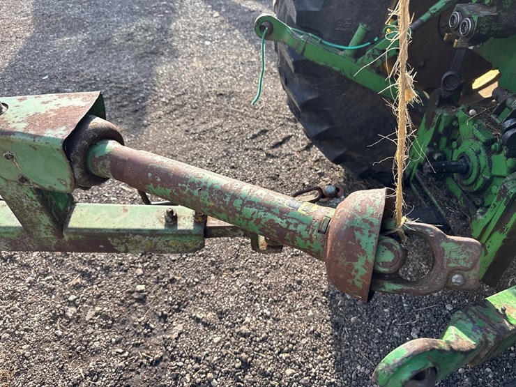 john-deere-3800-image-13