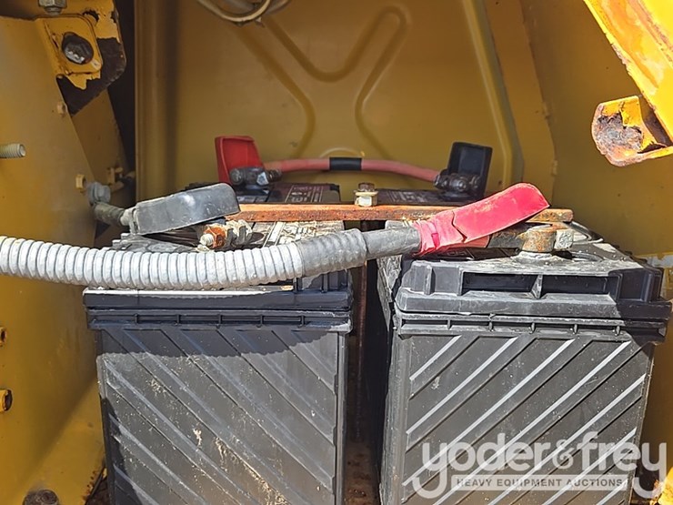 2007-caterpillar-d6n-xl-image-31
