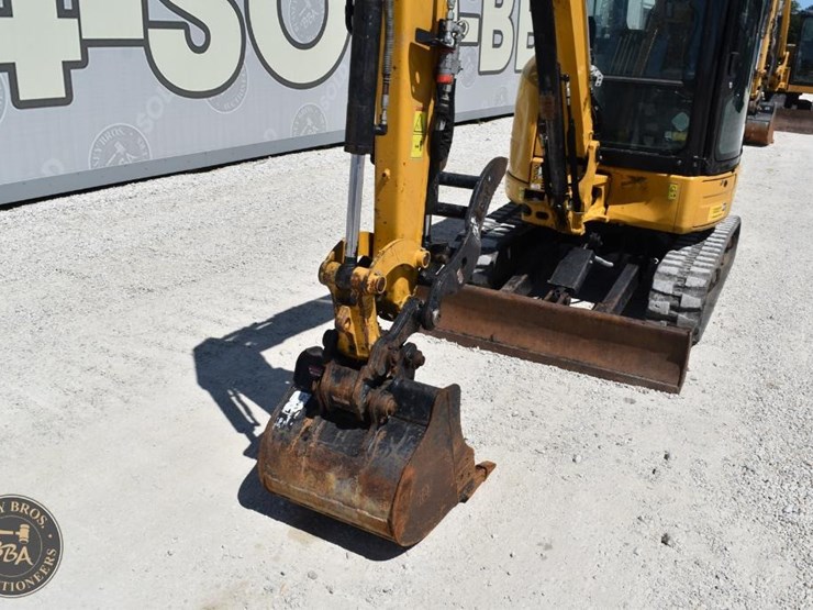 2019-caterpillar-303e-cr-image-14