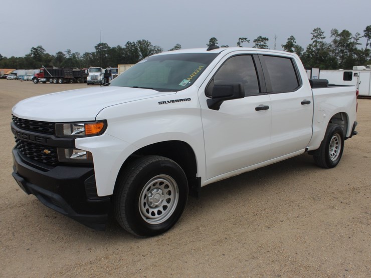 2019-chevrolet-1500-image-5