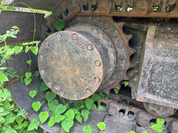 2019-deere-250g-lc-image-8