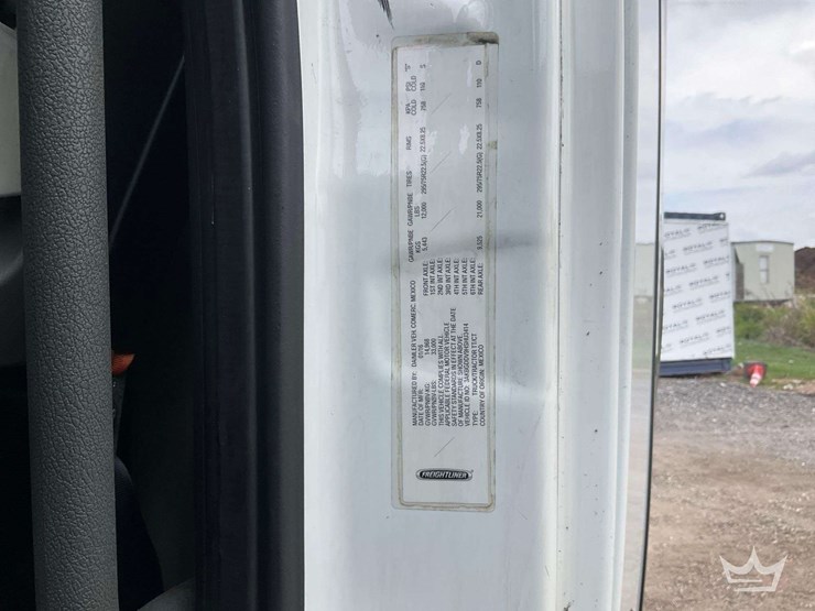 2017-freightliner-cascadia-125-image-6