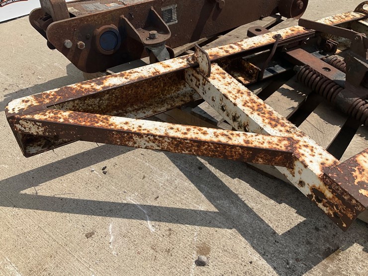 #5056-•-lincoln-10-ton-floor-jack-&-dmi-spring-loaded-pickup-bumper-image-19