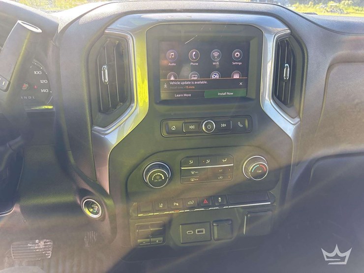 2024-chevrolet-silverado-2500-image-15