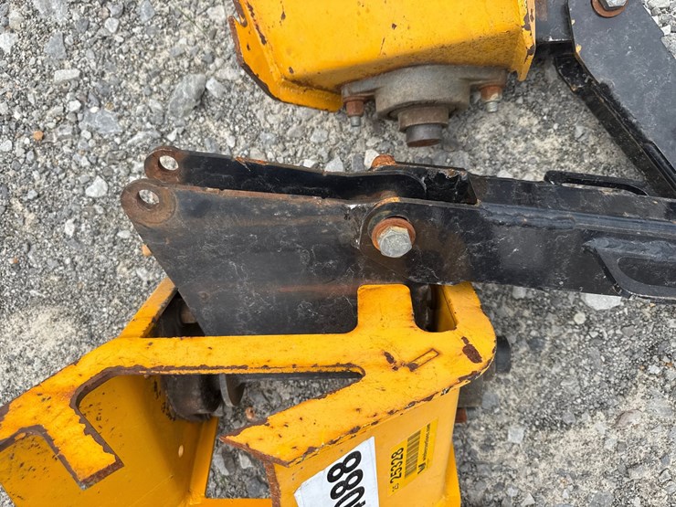 #4088-•-lot-of-(2)-12v-hydraulic-cranes-inv#-5370-image-9