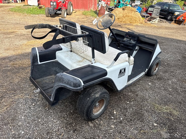 #757-•-ez-go-gas-golf-cart-image-5