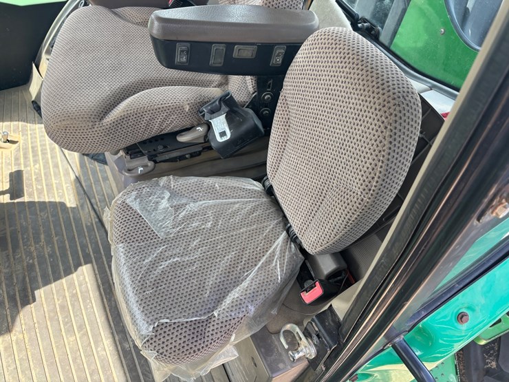 2019-john-deere-9570r-image-41