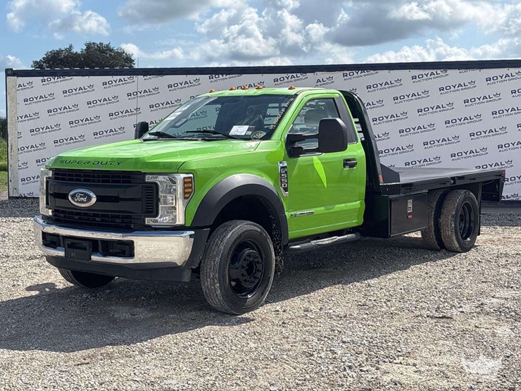 2019-ford-f550-image-1