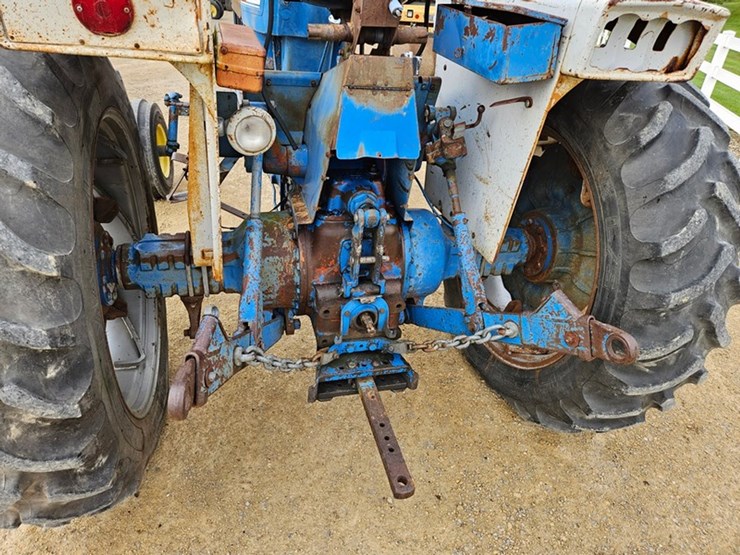 ford-5000-image-19