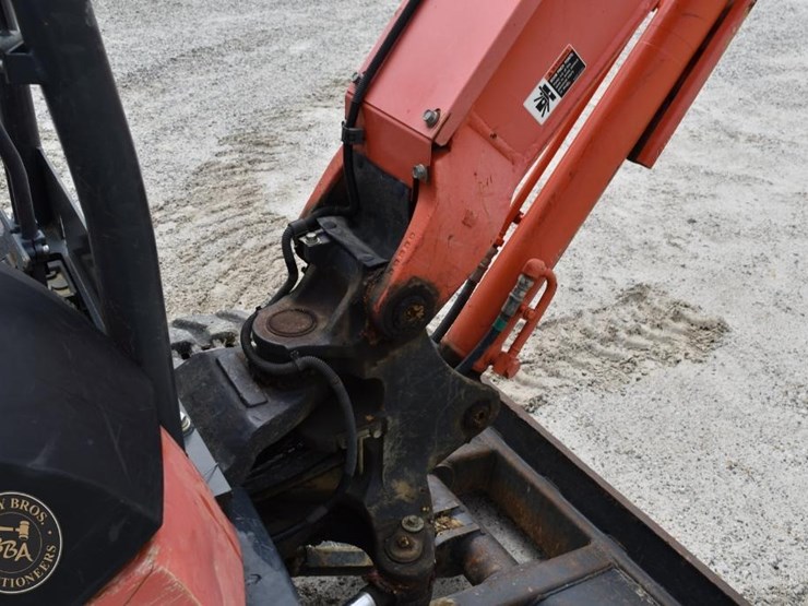2020-kubota-kx71-3-image-34