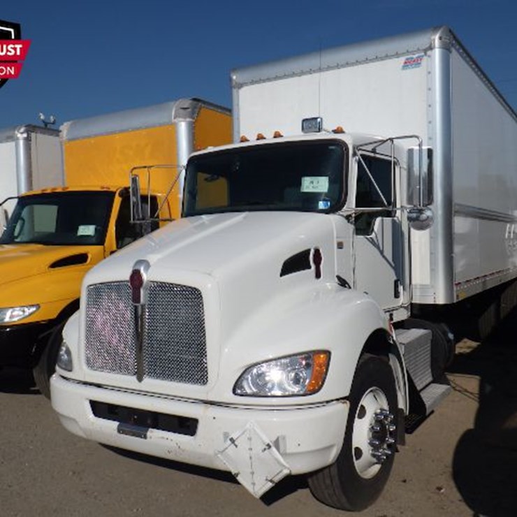 2022 KENWORTH T270