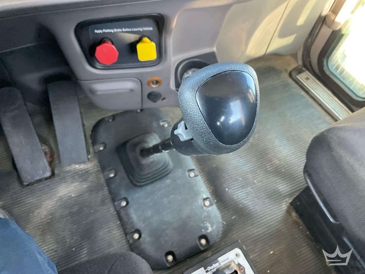 2017-peterbilt-389-image-20