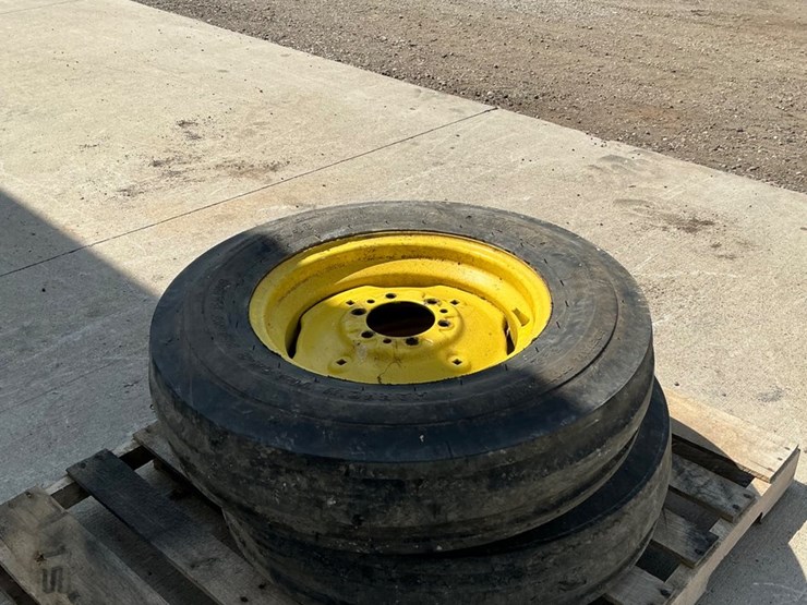 #5068-•-samson-7.50-18-f-2-tractor-tires-on-yellow-john-deere-rims-image-2