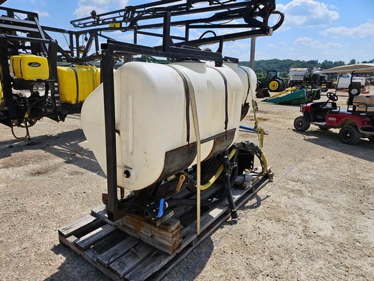 #13-•-pair-250-gallon-saddle-tanks-image-3