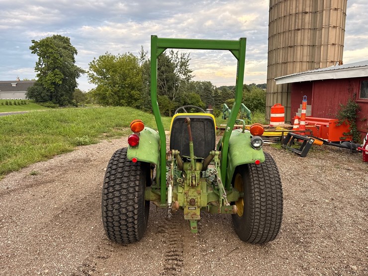 john-deere-850-image-4