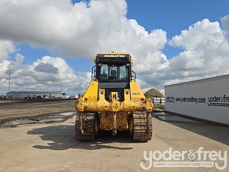 2018-komatsu-d61exi-24-image-4