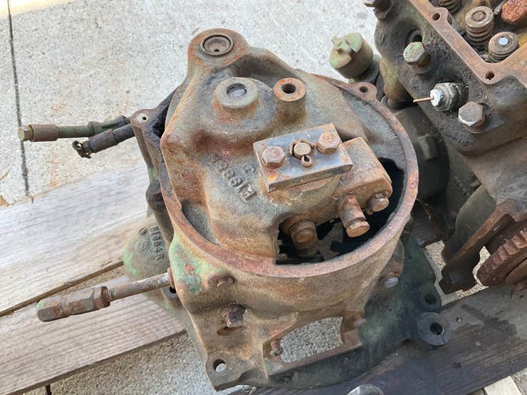 #5070-•-pony-motor-with-misc-parts.-image-20