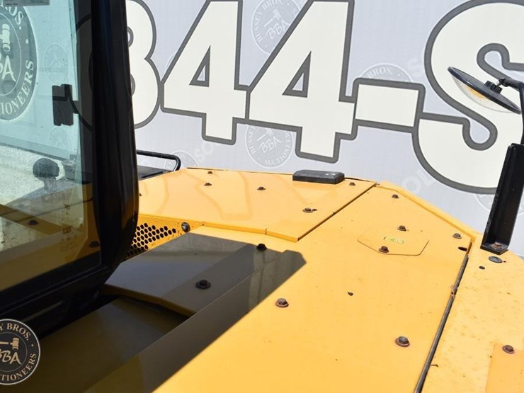 2022-caterpillar-308-cr-image-44