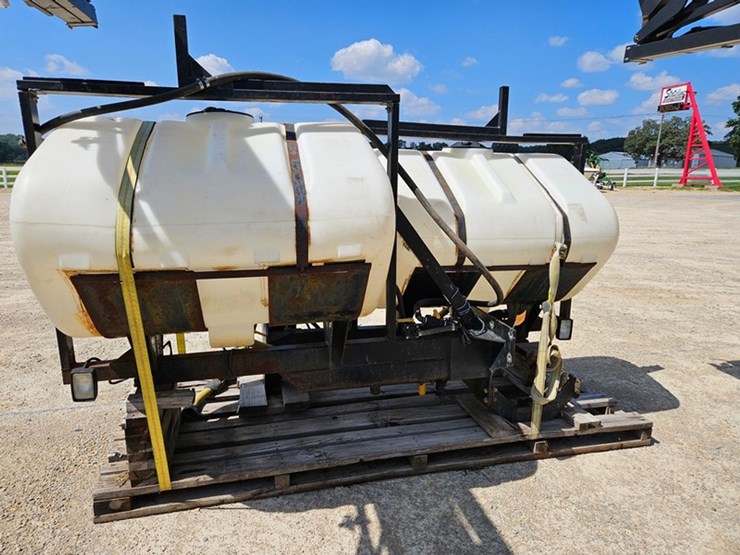 #13-•-pair-250-gallon-saddle-tanks-image-8