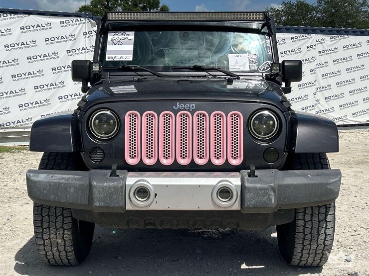 2014-jeep-wrangler-image-26