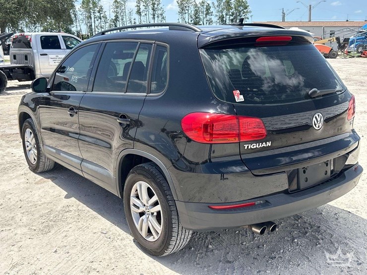 2017-volkswagen-tiguan-image-4