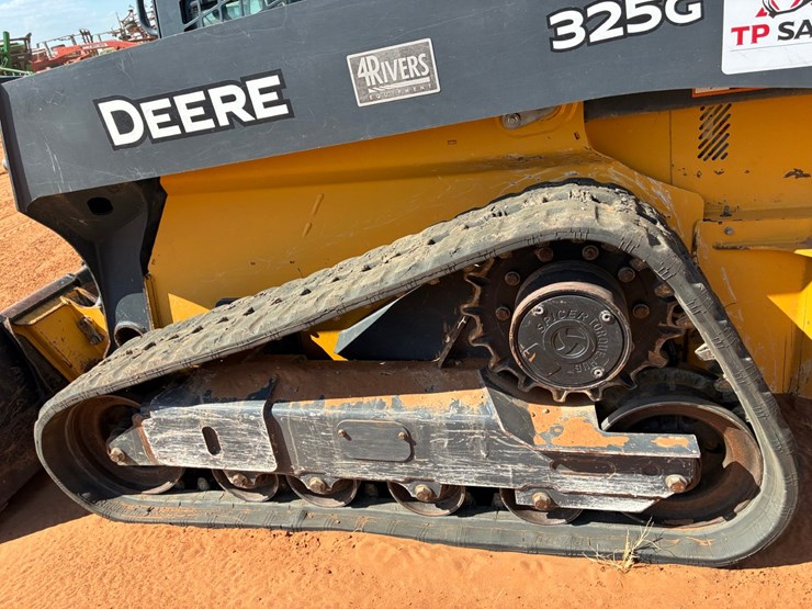 deere-325g-image-5