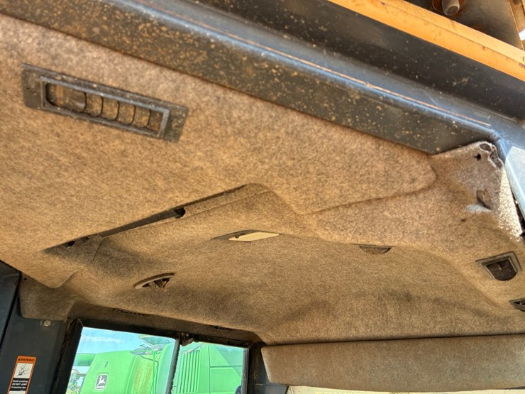 deere-700j-image-10