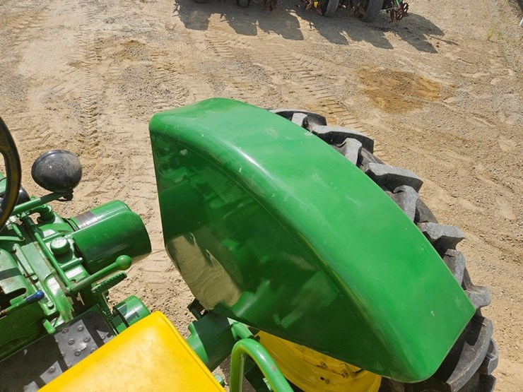 john-deere-b-image-39