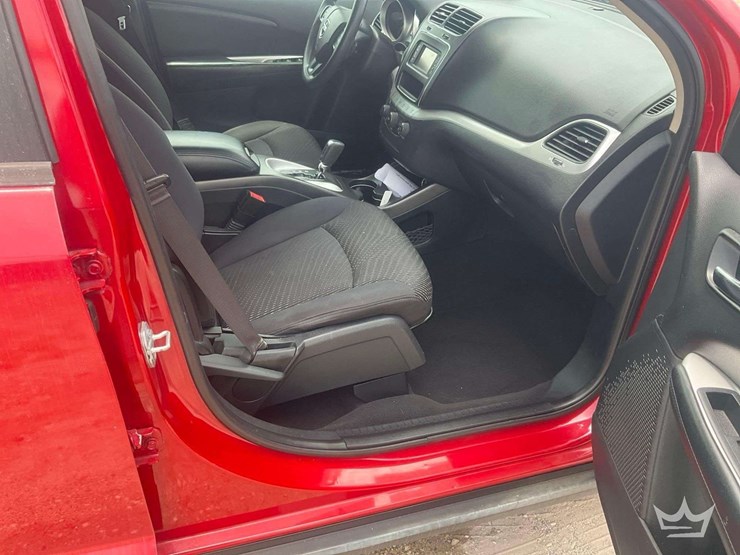 2015-dodge-journey-image-26