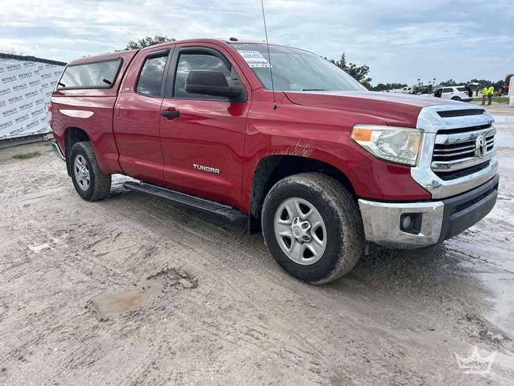 2016-toyota-tundra-image-2