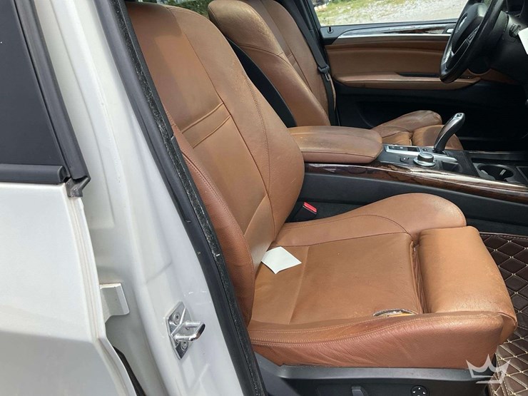 2009-bmw-x5-image-22