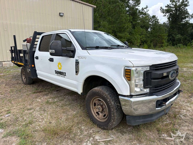 2019-ford-f250-image-2