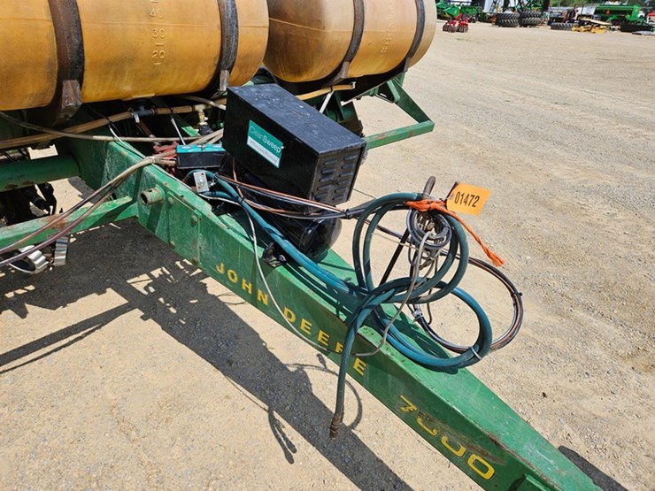 john-deere-7000-image-14